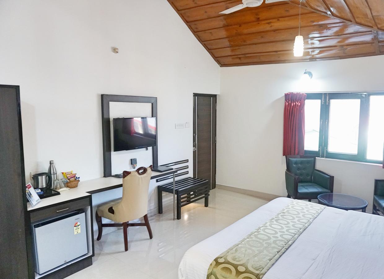 Ess & Bee Resorts Dharamshala Exterior foto
